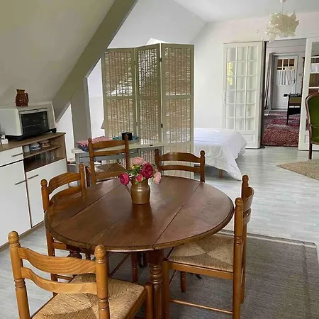 Maison Conviviale A Saint-nicolas-du-bosc Avec Terrasse Holiday home Le Bosc-du-Theil