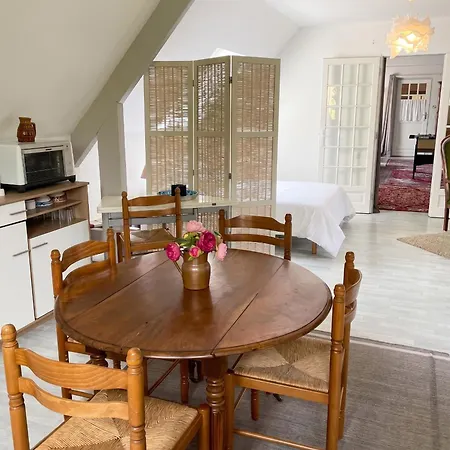 Maison Conviviale A Saint-nicolas-du-bosc Avec Terrasse * Le Bosc-du-Theil